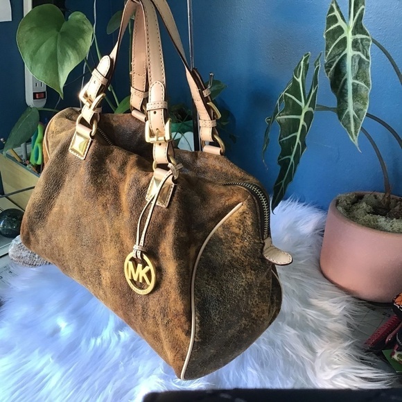 Michael Kors LTD Grayson LG Soft distressed bag & Wallet Set - Picture 2 of 11